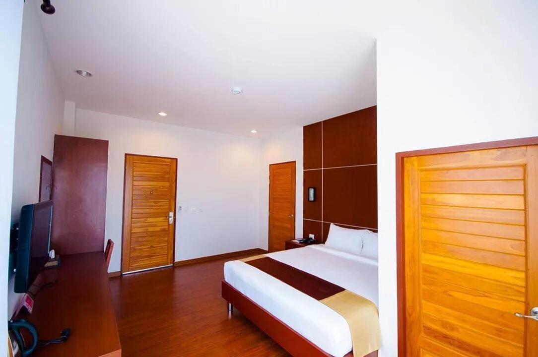 Fig Boutique Hotel Kamphaeng Phet Room photo